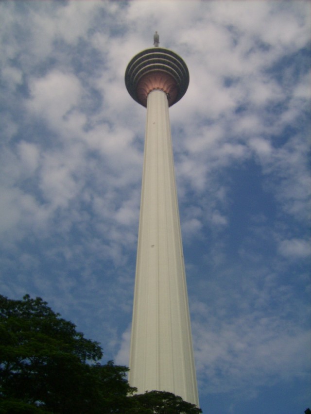 Asia-08-013%20%20KL%20TV-Tower%20from%20close%20distance.jpg