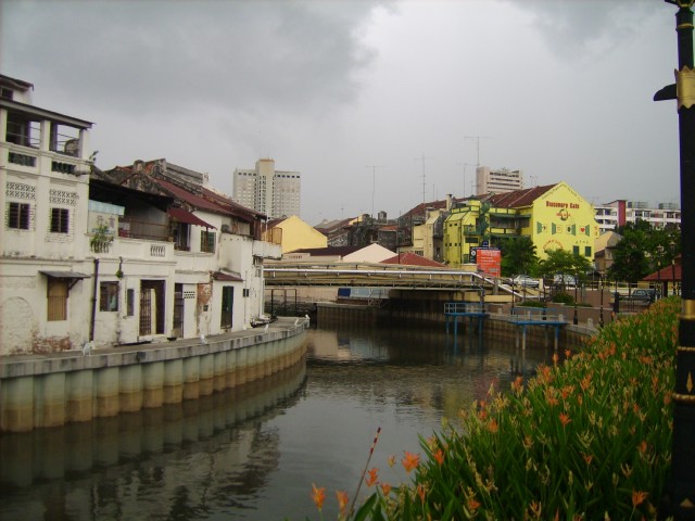 Asia-08-152%20%20Malacca%20centre%20-%20canals.jpg